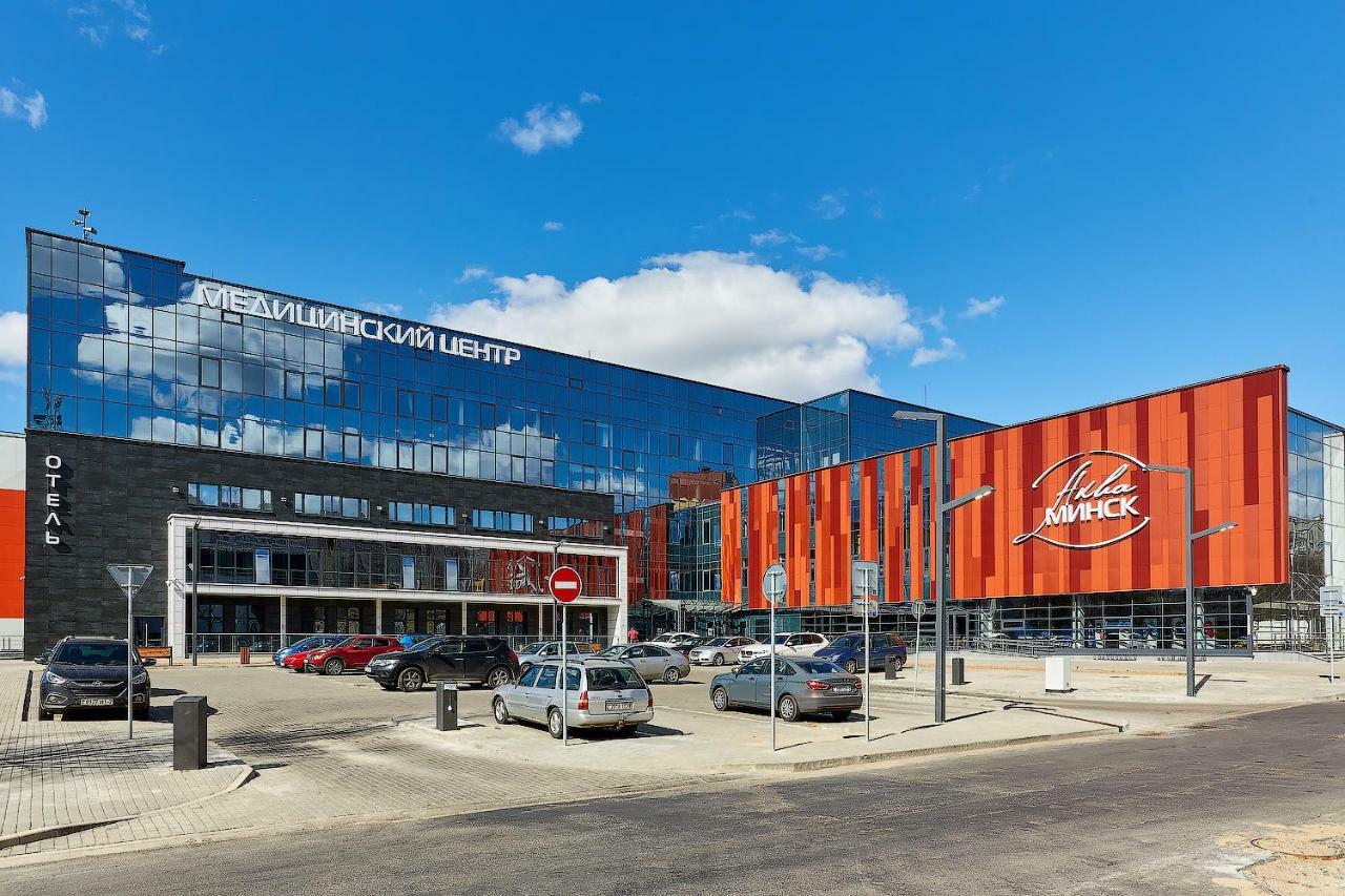 Aqua-Minsk Hotel Plus Extérieur photo